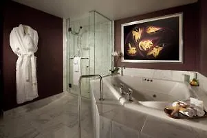 Skylofts At Mgm Grand Hotel Las Vegas Resort